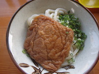 「冷やし(小)(220円)きつね(100円)」@味庄の写真