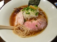 「虎徹そば醤油（730円）」@麺や 虎徹の写真