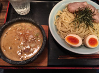 「ハーフミックスつけ麺（全部のせ）」@つけ麺 丸和 春田本店の写真