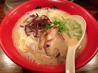 「純味（かため）」@龍の家 新宿小滝橋通り店の写真