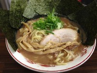 「らぁ麺(並)　+　のり」@麺屋庄太 津久井浜店の写真