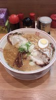 「豚骨醤油ラーメン」@元祖環七 下頭橋ラーメン 戸田店の写真