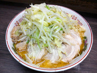 「小ぶた 790円＋味噌（ニンニク少なめ）」@ラーメン二郎 横浜関内店の写真