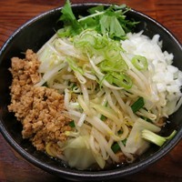 「油そば￥６６０」@麺処 花田 となりの写真