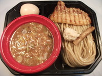 「中華蕎麦 とみ田【王道の濃厚豚骨魚介】」@大つけ麺博 ご当地つけ麺GPの写真
