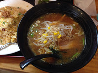 「【ランチセット780円】味噌ラーメン＋台湾炒飯」@台湾料理 鴻翔 粟田店の写真