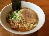 「アゴ煮干しそば」@麺や 虎ノ道の写真