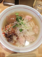 「特製地球の塩そば1000円、ワンタン200円」@地球の中華そばの写真