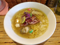 「【期間限定】煮干ソバプレミアム＋替え玉  780＋100円」@NOODLE STOCK 鶴おかの写真