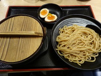 「鶏豚魚介醤油つけ麺（小）※煮玉子付き」@つけ麺専門 麺屋もりの写真