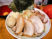 「【限定】アブラソバ750円＋豚マシ150円＋azs味玉」@豚星。の写真