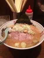 「醤油ラーメン（７４０円）」@東京屋台らーめん 翔竜 北千住駅前店の写真