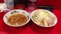 「大つけ麺 アブラマシマシ玉山椒チャーシュー魚粉」@ラーメン英二の写真