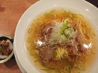「中華麺　950円＋鶏そぼろごはん（ランチ無料）」@中華麺酒房 中華そば すずらんの写真