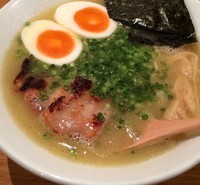 「塩玉ラーメンとろり」@鶏ポタラーメン THANK 大門店の写真