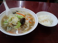 「タンメン700円＋小ライスサービス」@佐野金 総本店の写真