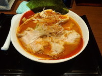 「チャーシュー麺固め1000円＋クーポンで味玉」@海老秀 関内さくら通り店の写真