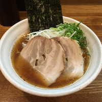 「豚そば 700円」@上海麺館の写真