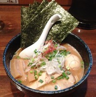 「全部のせらーめん 醤油 960円」@麺屋 吉佐の写真