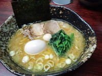 「らぁ麺700円固め＋味玉100円」@麺場 ちゃっちゃかの写真