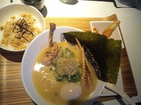 「鶏魚づくし　１１００円」@JENGAの写真