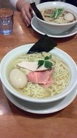 「鶏しおらーめん」@らーめん専門 うしおととりの写真