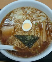 「ワンタン麺」@らーめん どんぐりの写真