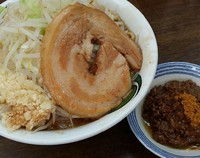 「雷そば(中盛730円)+カレー挽き肉150円=880円」@雷 北松戸本店の写真