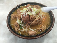 「もつ味噌ラーメン」@らーめん まるともの写真