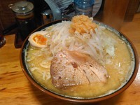 「がっつり味噌ラーメン(火曜・金曜日限定)+大盛り」@らーめん 豊潤の写真