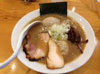 「信州豚骨（バリカタ）＋味玉  780円＋味玉サービスクーポン使用」@下町中華そば すずめ食堂の写真