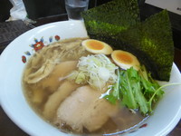 「特製ラーメン（８５０円）」@ラーメン寺子屋 麺倶楽部の写真