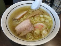 「らーめん（あっさり） ５４０円 ※税別」@メンや するがの写真