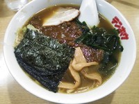 「自家製カレーラーメン」@テンホウ 松本渚店の写真