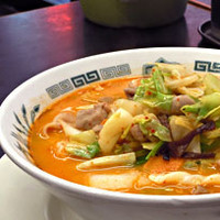 「モツ野菜ラーメン590円」@日高屋 小田急町田北口店の写真