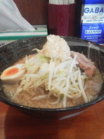 「ラーメン小（ニンニク）\550」@ラーメン梅 梅島店の写真