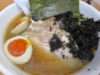 「とろA（岩のり、玉子、とろチャーシュー）ラーメン1090円」@横浜ラーメン 大和家の写真