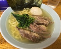 「牛骨塩・並＋味付玉子＋おにく（￥700＋￥100＋￥100)」@菊地家の写真