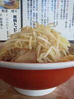 「ラーメン（小）\650（野菜にんにくあぶら）」@肉汁らーめん 公 kimiの写真