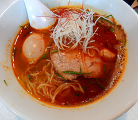 「辛塩＋味玉（900円）」@ラーメン星印の写真