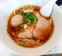 「醤油＋味玉(850円）」@ラーメン星印の写真