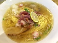 「煮干ソバプレミアム（780円）」@NOODLE STOCK 鶴おかの写真