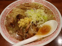 「【燕三条系にぼ中華（中盛250g・生姜)780円】→600円」@にぼ神 角ふじの写真