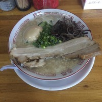 「豚骨ラーメン」@中華そば専門 めんやいただきの写真
