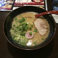 「トンコツしょうゆ麺」@麺屋 五郎蔵の写真