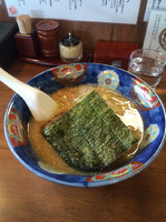 「醤油らーめん780円」@らーめん てつや 東京高円寺店の写真