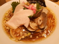 「蛤SOBA」@Ginza Noodles むぎとオリーブの写真