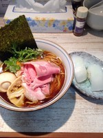 「特製四つ葉そば＋あかいかの握り」@中華そば 四つ葉の写真