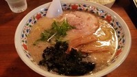 「白ラーメン\600+中盛\100」@らーめんドラゴンの写真