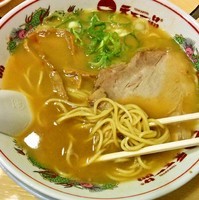 「ラーメン並（２号／麺カタメ）760円」@天下一品 神田店の写真